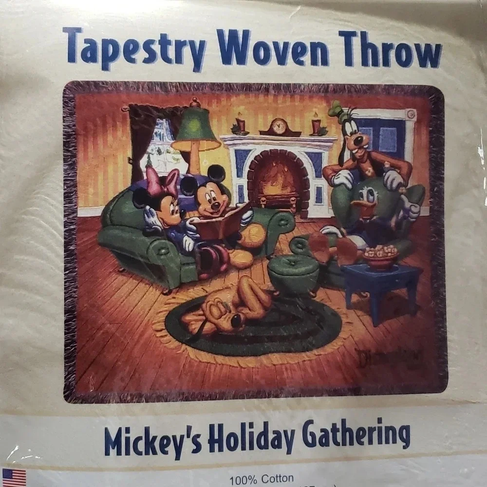 Disney Holiday Throw 60